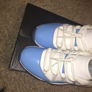 Jordan 11s unc